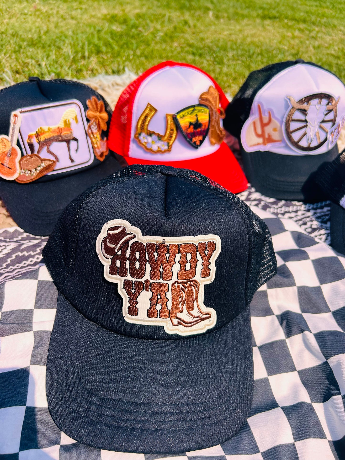 "Howdy Ya'll" Trucker Hat