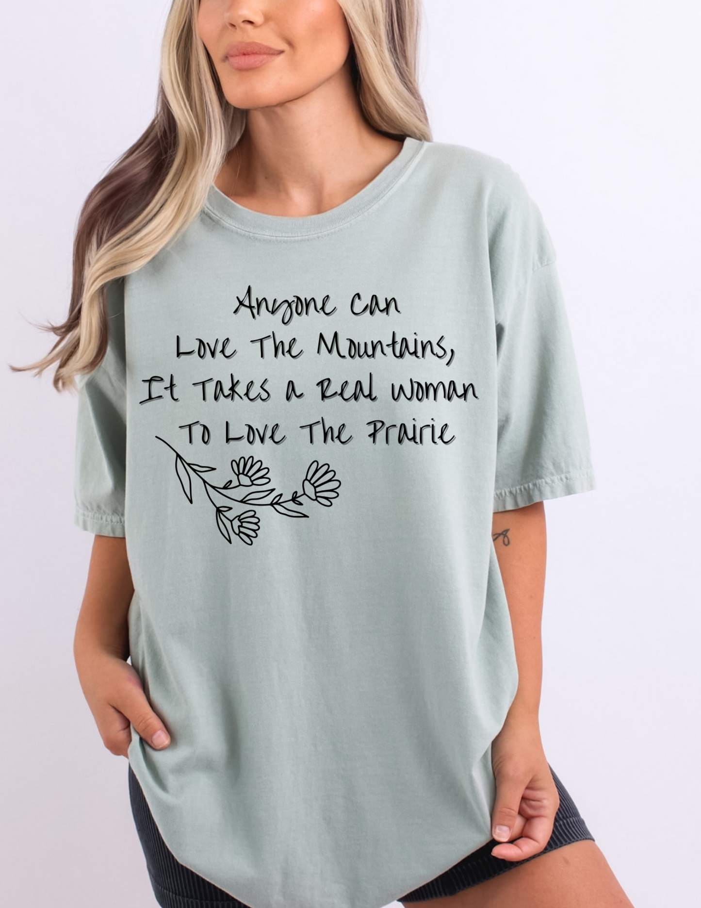 "Real Women Love The Prairie" Graphic Tee
