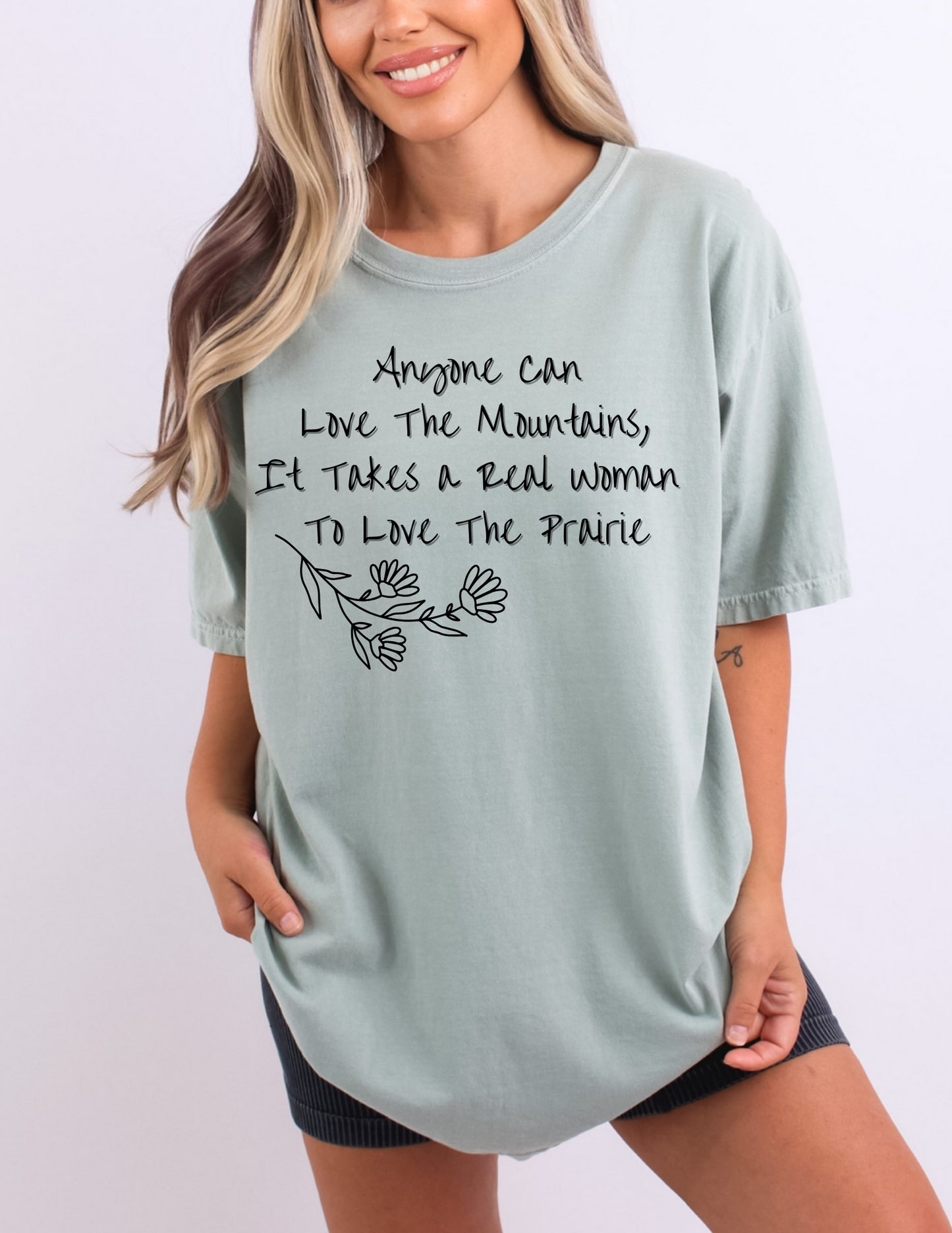"Real Women Love The Prairie" Graphic Tee