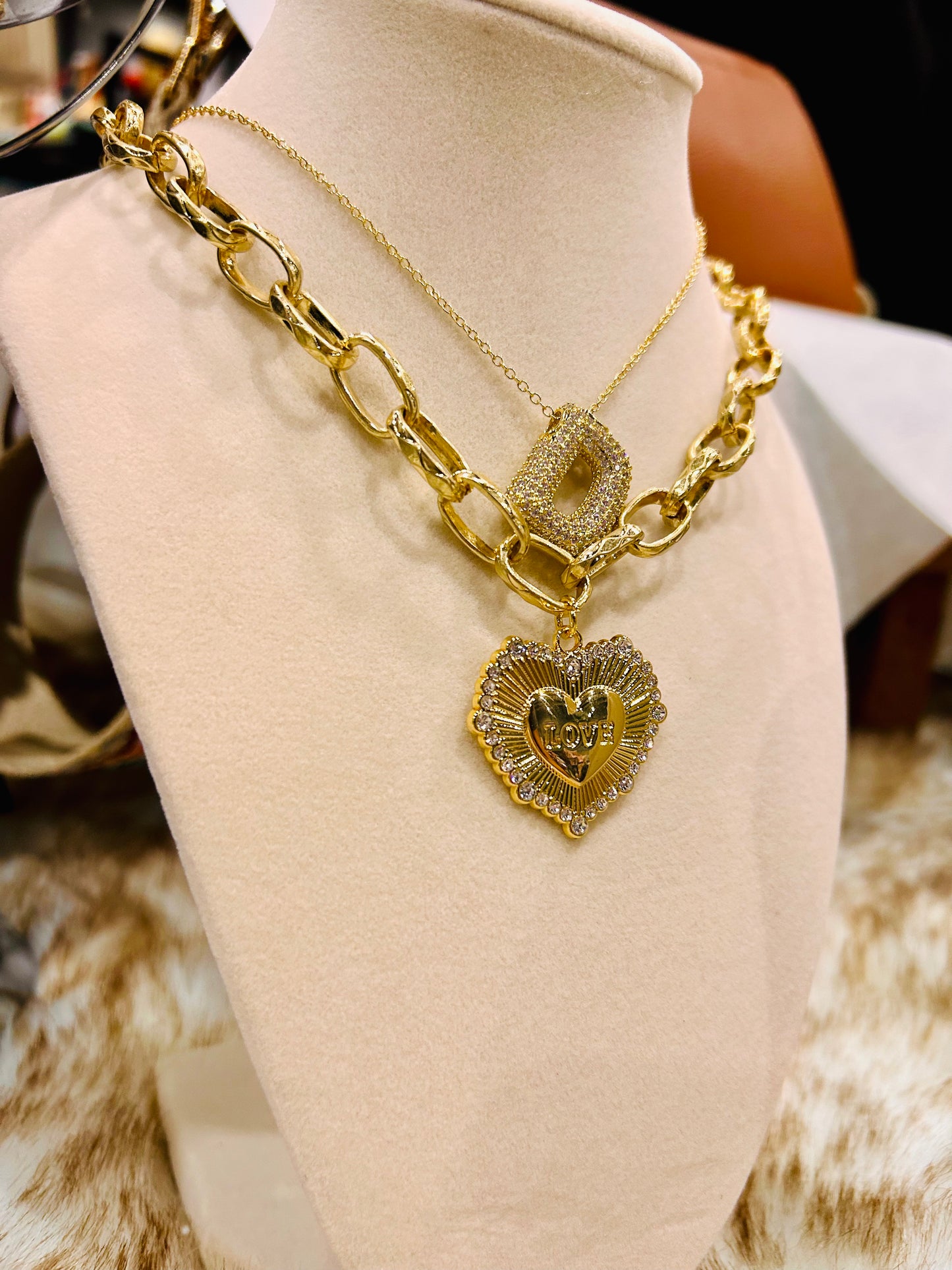 Mobile Charm Bar Reservation